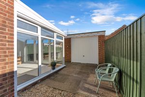 Photo 25- click for photo gallery